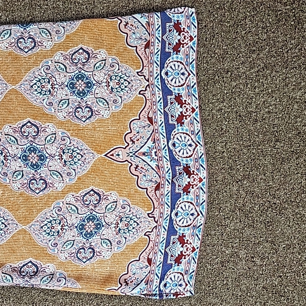 Top - Picture 6 of 16